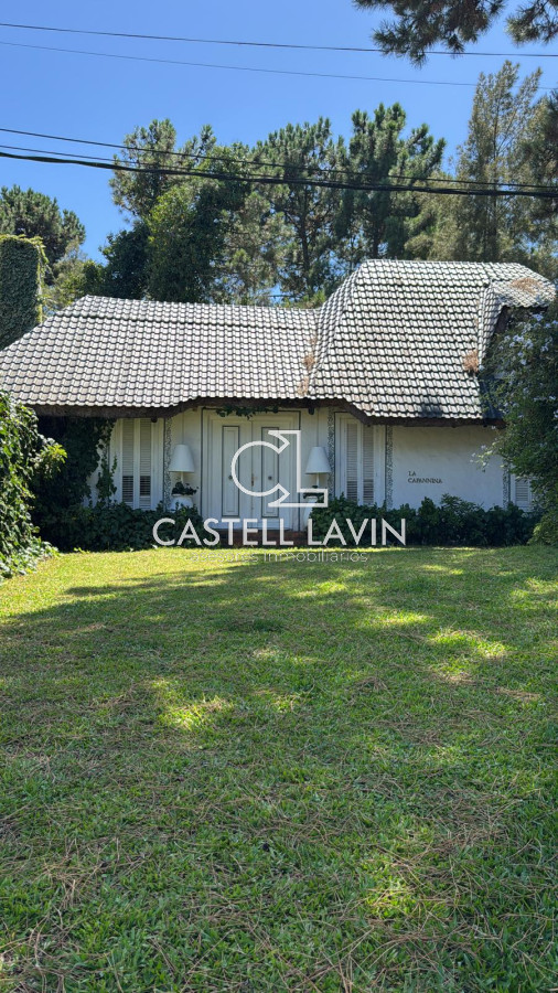 Casa ID.467 - Venta Casa 4 Dormitorios con piscina en Pinares Maldonado