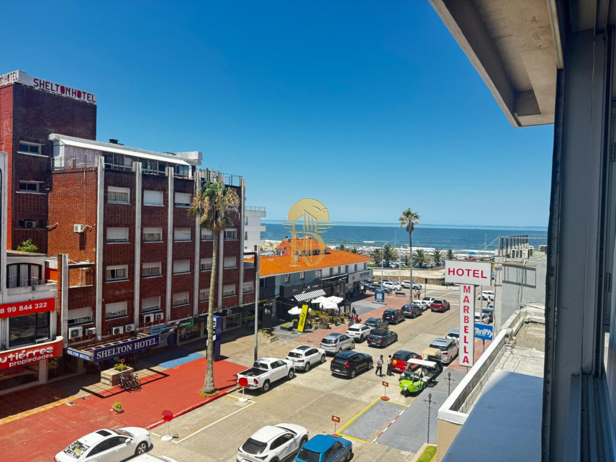 Apartamento de  2 dormitorio y 1 baños -En la peninsula -id-516