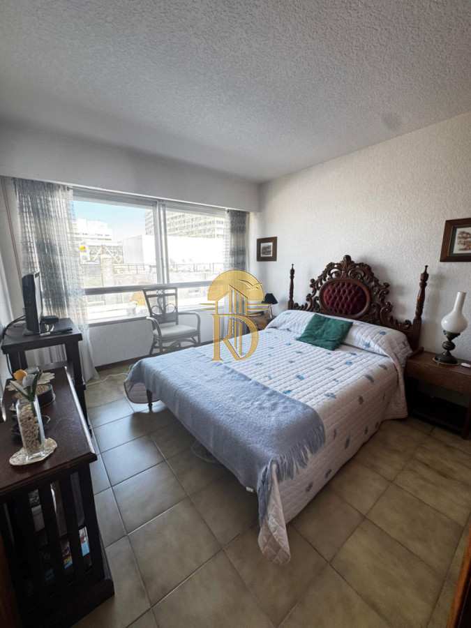 Apartamento de  2 dormitorio y 1 baños -En la peninsula -id-516