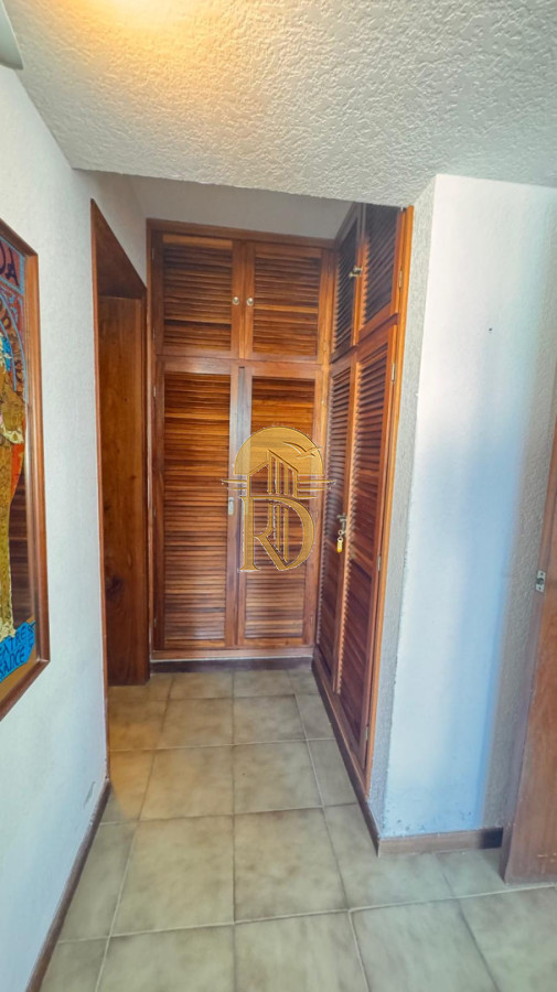 Apartamento de  2 dormitorio y 1 baños -En la peninsula -id-516-12