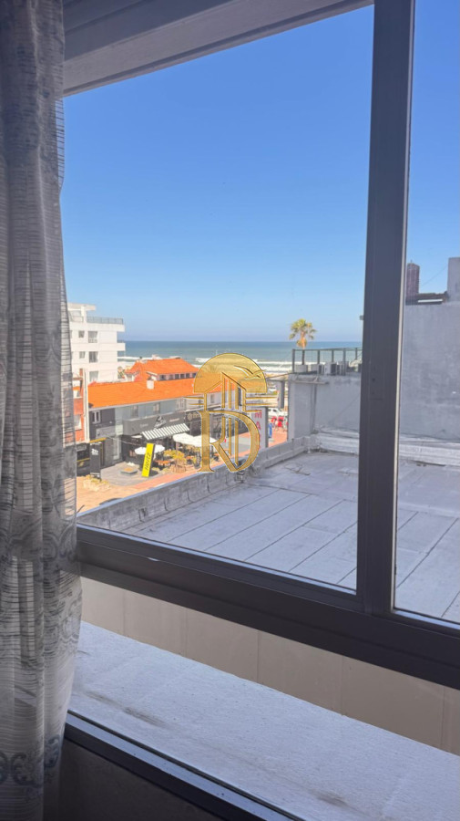 Apartamento de  2 dormitorio y 1 baños -En la peninsula -id-516-9