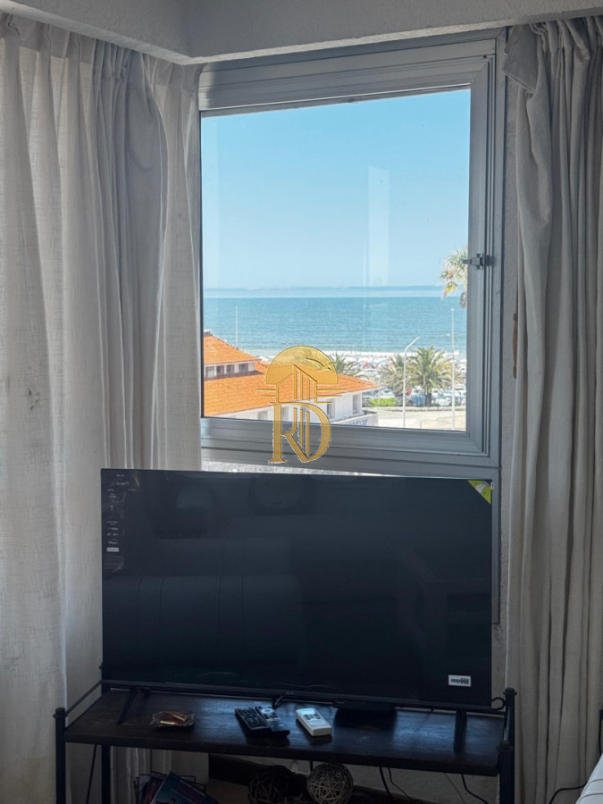 Apartamento de  2 dormitorio y 1 baños -En la peninsula -id-516