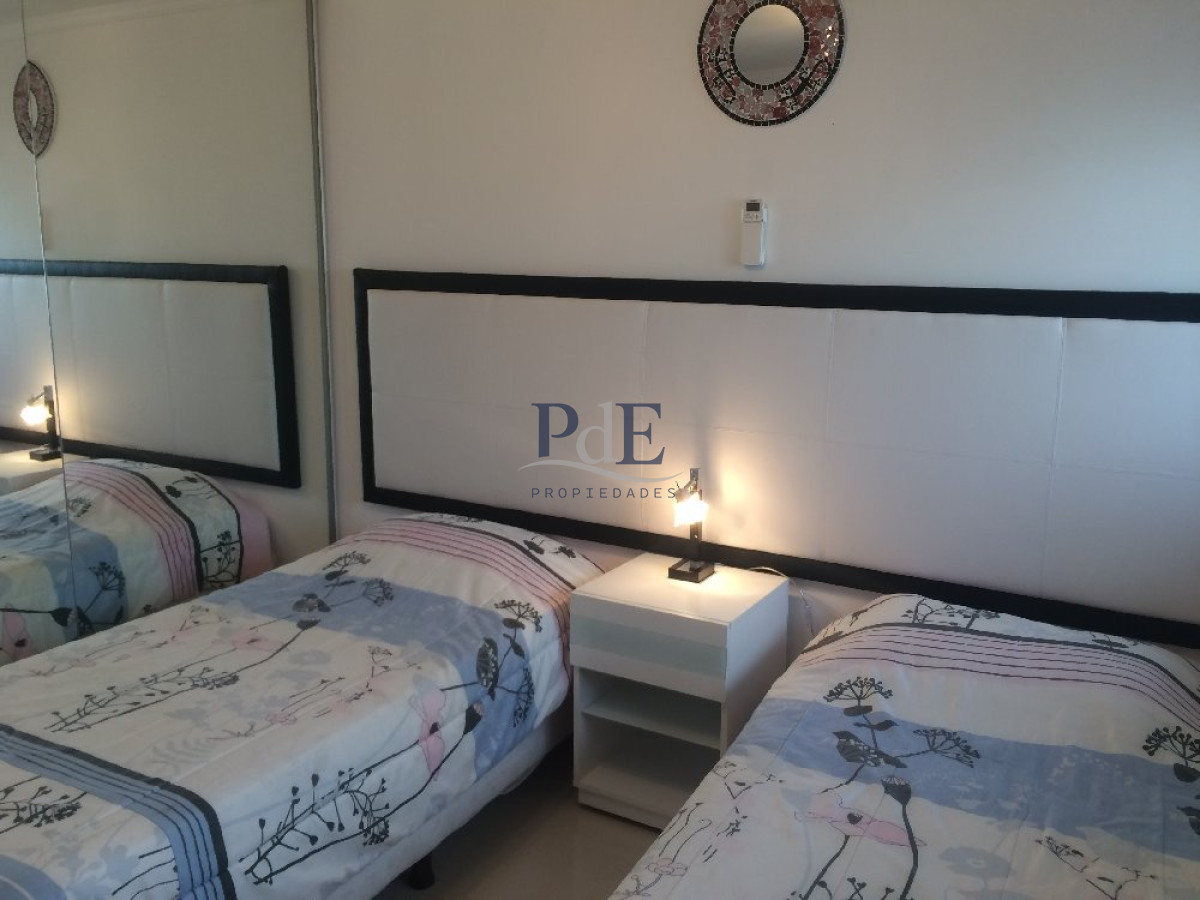 Muy buen apartamento en zona Mansa no dude en consultar!! - Imagen 11
