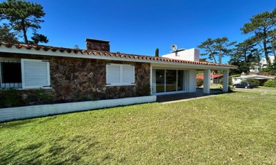 Casa en Barrio Arcobaleno balneario punta del este