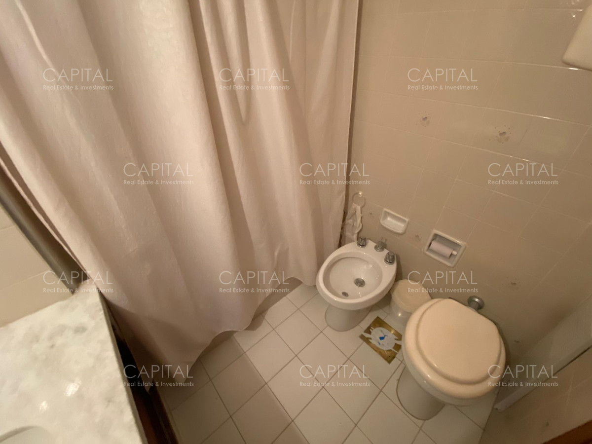 Apartamento ID.38343 - Apto en Torre Gattas 3 dormit 3 Baños ( 2 en suite), Balcon con vista a la playa mansa y brava. En una excelente Ubicacion. Consulte!!!!! por alquiler