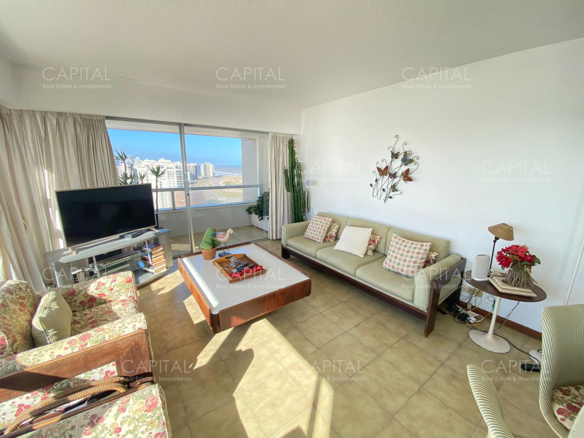 Apartamento ID.38343 - Apto en Torre Gattas 3 dormit 3 Baños ( 2 en suite), Balcon con vista a la playa mansa y brava. En una excelente Ubicacion. Consulte!!!!! por alquiler