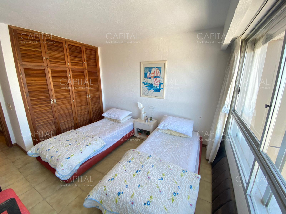 Apartamento ID.38343 - Apto en Torre Gattas 3 dormit 3 Baños ( 2 en suite), Balcon con vista a la playa mansa y brava. En una excelente Ubicacion. Consulte!!!!! por alquiler