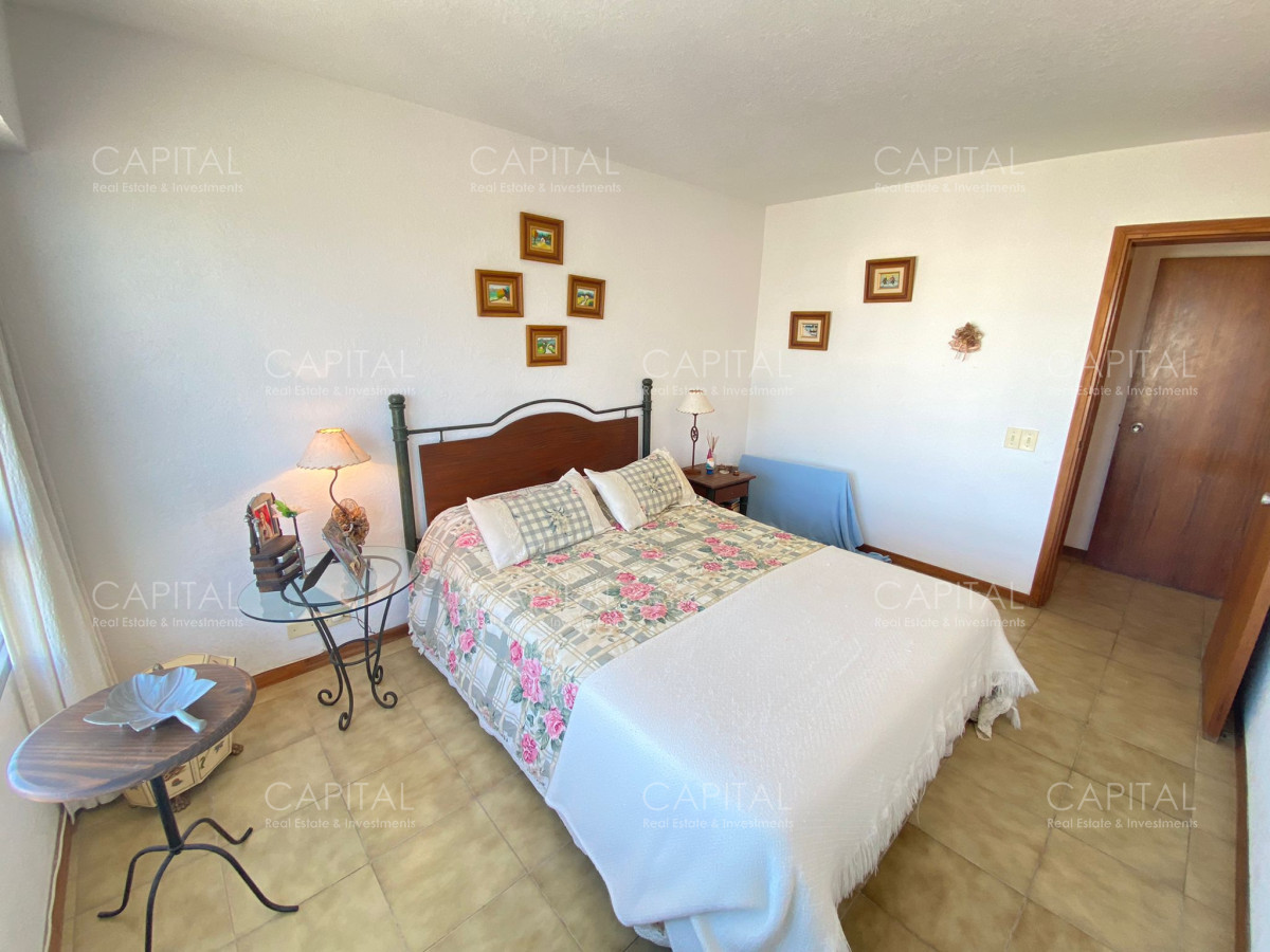 Apartamento ID.38343 - Apto en Torre Gattas 3 dormit 3 Baños ( 2 en suite), Balcon con vista a la playa mansa y brava. En una excelente Ubicacion. Consulte!!!!! por alquiler