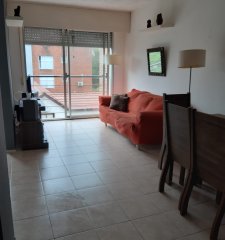 Muy lindo apartamento en zona para vivir todo el año