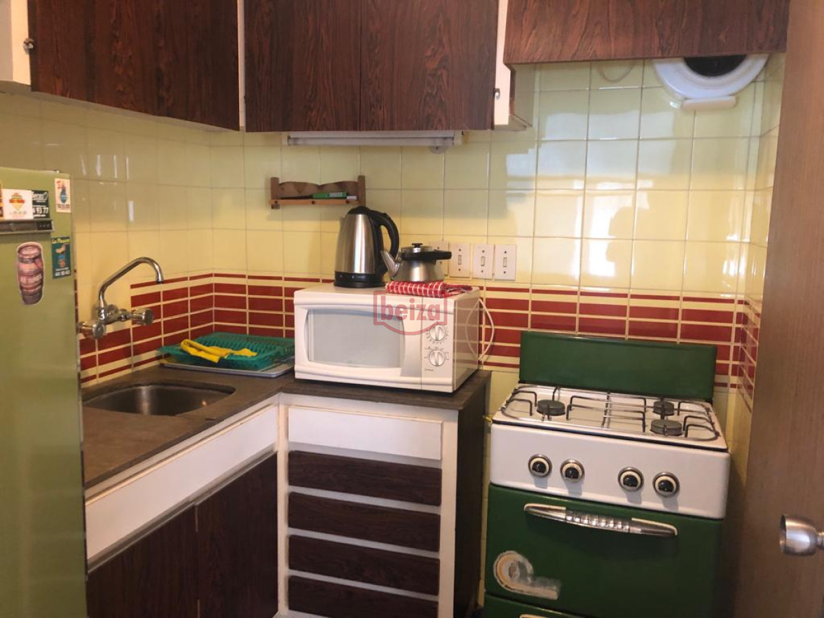 Apartamento ID.166299 - Apartamento en muy buena ubicacion, de 1 dormitorio y medio Consulte!!!!