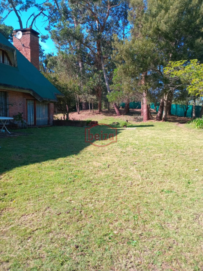 Casa ID.167157/Casa-de-3-dormitorios-en-venta-en-Cantegril - Casa en Marly