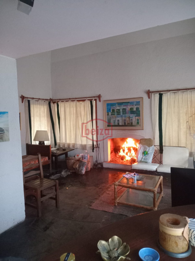 Casa ID.167157/Casa-de-3-dormitorios-en-venta-en-Cantegril - Casa en Marly