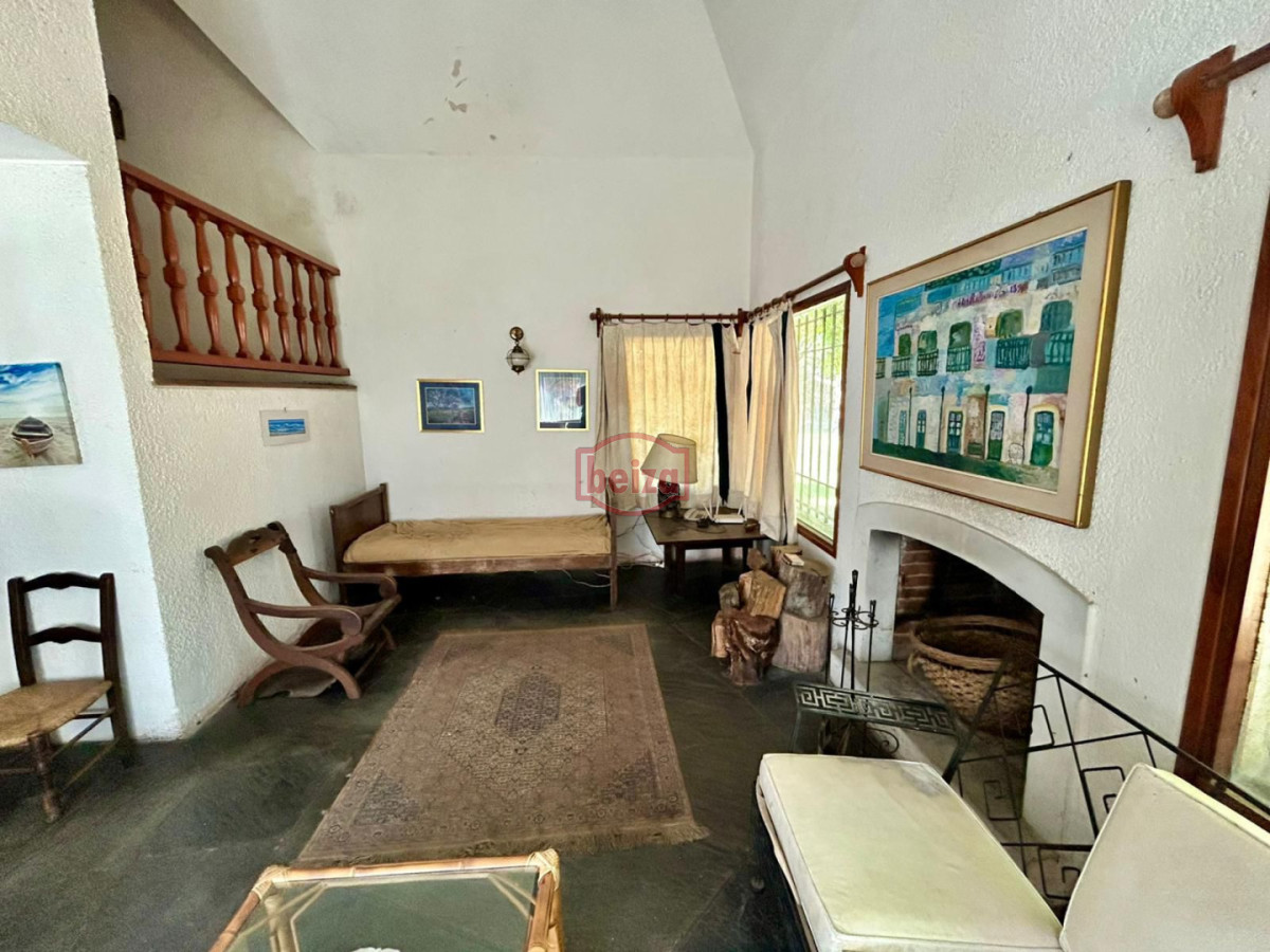 Casa ID.167157/Casa-de-3-dormitorios-en-venta-en-Cantegril - Casa en Marly
