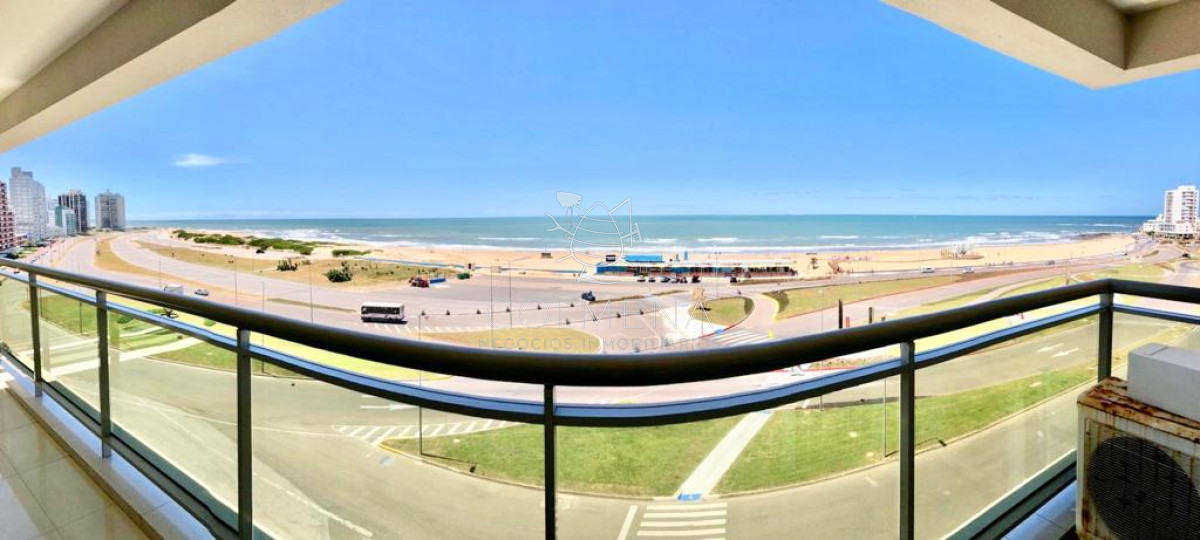 Apartamento de dor mas servicio de muy buena categoria en playa brava frente a los dedos. Consulte !!!!!!!!
