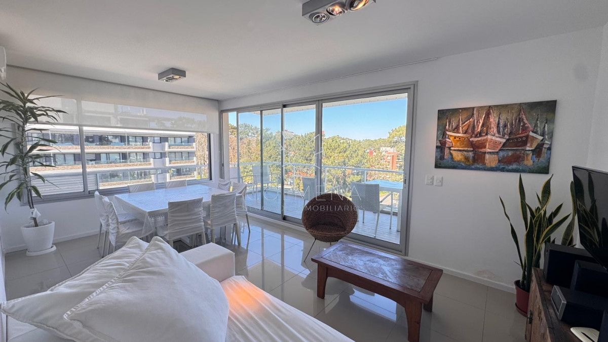 Penthouse a pocas cuadras del mar ideal para vivir todo el año - Consulte!!!! - COL3210A
