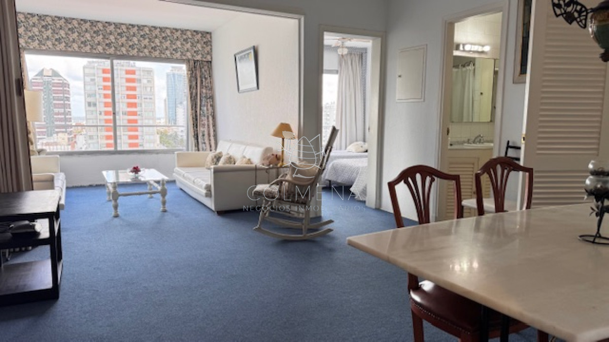 Apartamento en Peninsula, 1 dormitorios y medio con garaje - COL716A