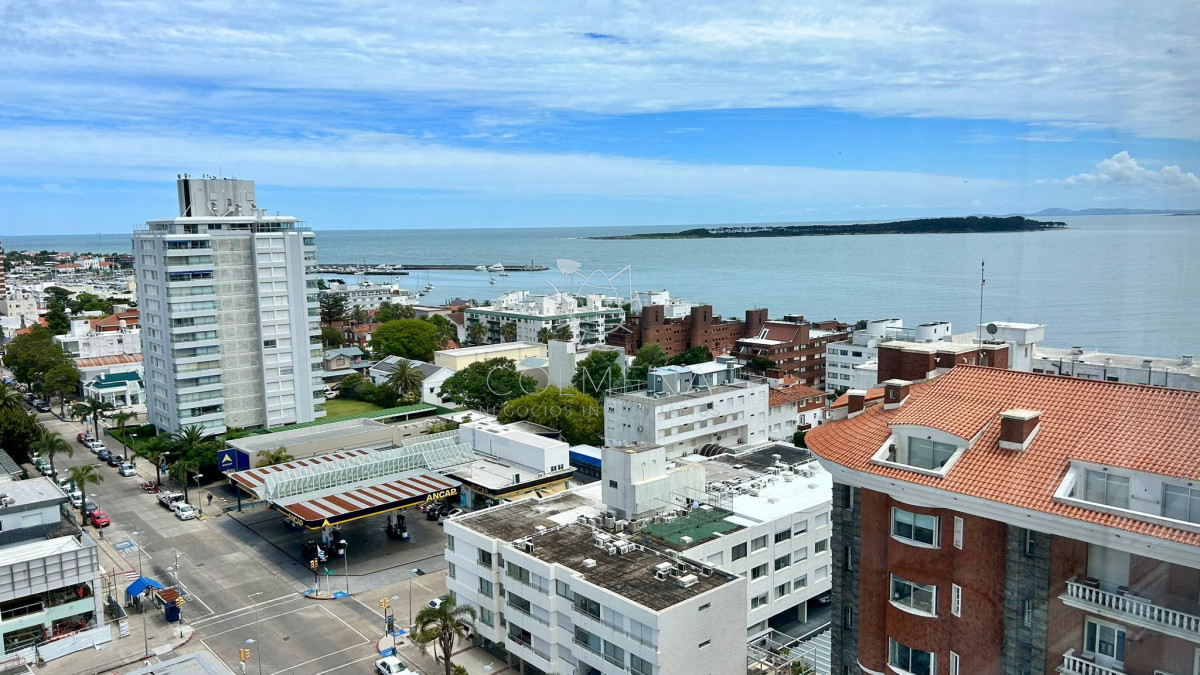Apartamento en Torre Gattas con muy buena vista a la brava y Puerto. - COL8462A