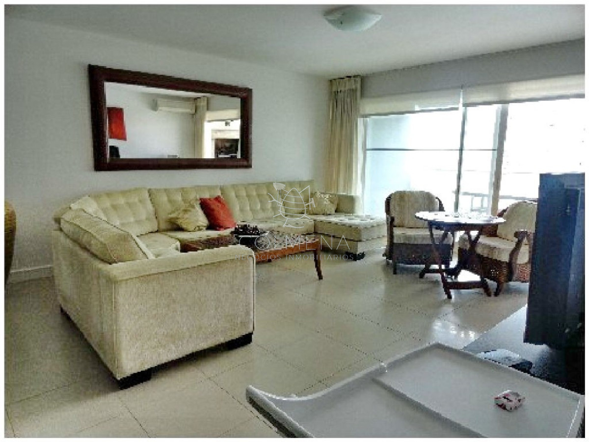 Aidy Grill - GoPunta - Portal Inmobiliario de Punta del Este - Maldonado