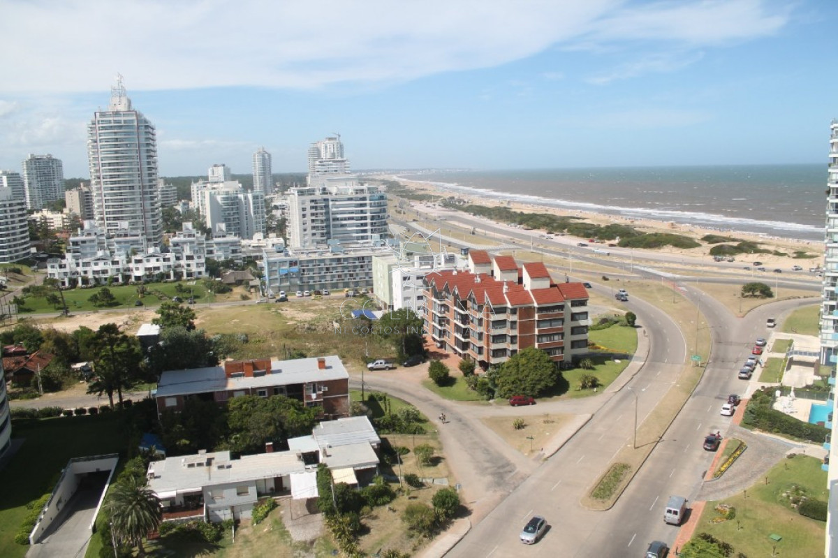 Aidy Grill - GoPunta - Portal Inmobiliario de Punta del Este - Maldonado