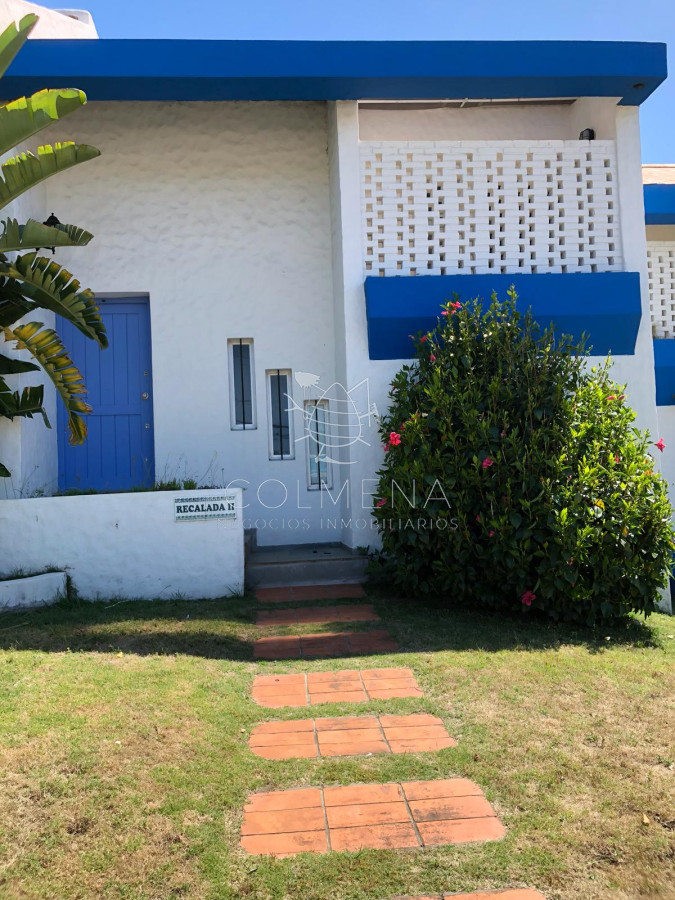 Apartamento 2 dormitorios 2 baños con churasquera en el Corazon de la barra para alquiler a 190 dolares la diaria minimo de 7 a 10 dias.