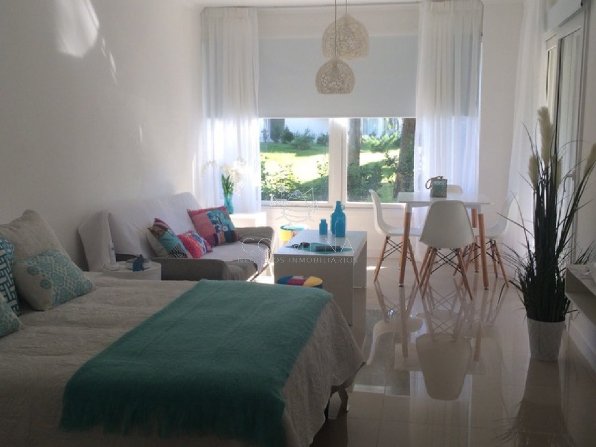 Apartamento en Solanas, Monoambiente *