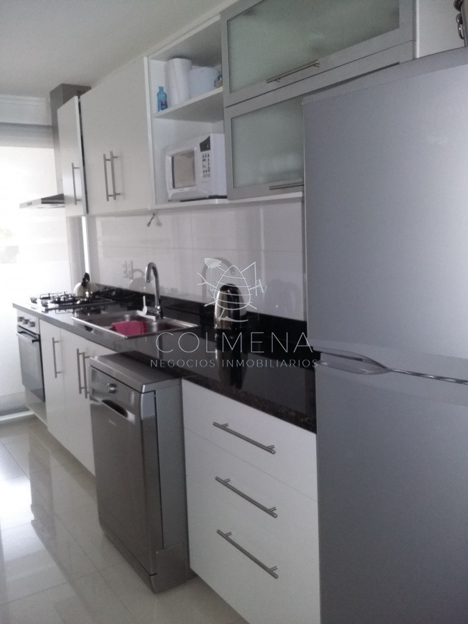 Apartamento en la mansa Primera linea de 3 dormitorios 3 baños con terraza con churrasquero. Consulte !!!!!