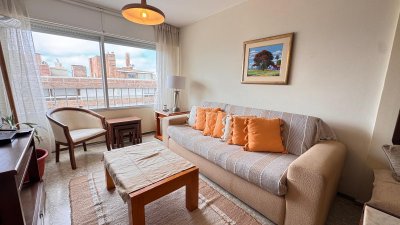 Apartamento en Peninsula a pasos de la playa de los dedos y la gorlero.