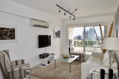 Apartamento en la brava de 3 Baños, 3 Dormitorios, Kit, Lavadero, Living Comedor, Office, Baño de Servicio, 2 Suites. Consulte!!!!!!!