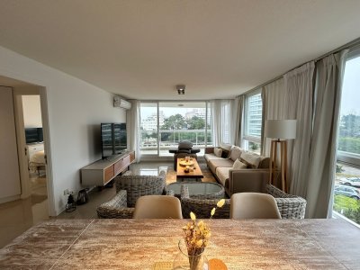 Espectacular departamento en torre de renombre