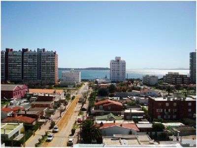 Apartamento en Francia con vista la isla gorriti. Consulte !!!!!