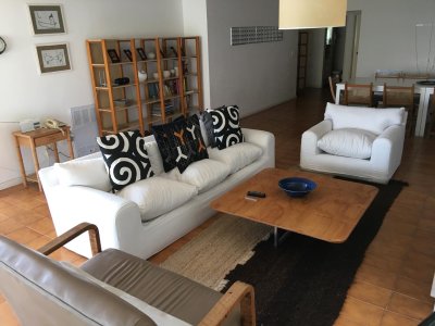 Espectacular y Amplio apartamento frente al Mar. Vista UNICA! Consultenos.