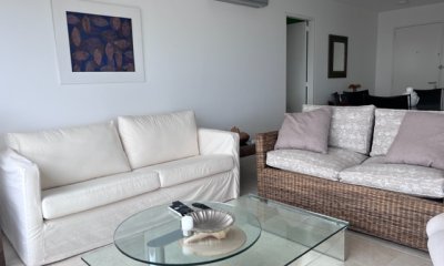 Apartamento Roosevelt - 3 dor, balcon mas terraza con parrillero uso exclusivo.