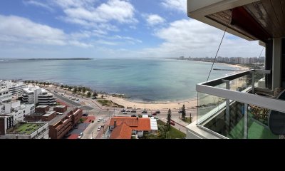Apartamento en Peninsula Parada 1 vista a la bahia de la mansa y isla Gorriti.