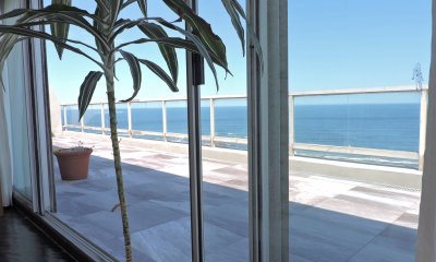 Espectacular PentHouse con vista 180grados al mar, playa Brava!
