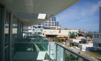 Muy lindos departamentos en torre de excelencia con todos los servicios.