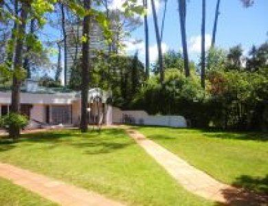 Casa de 3 dormitorios en la mansa muy cerca de la playa. Consulte!!!!!!!!!