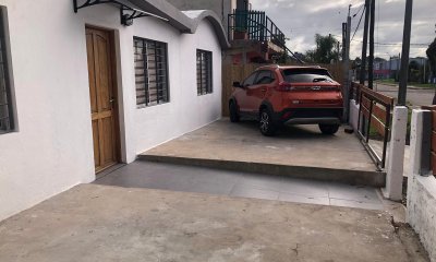 Casa en Maldonado -  barrio Artigas - Se permuta por casa menos valor.