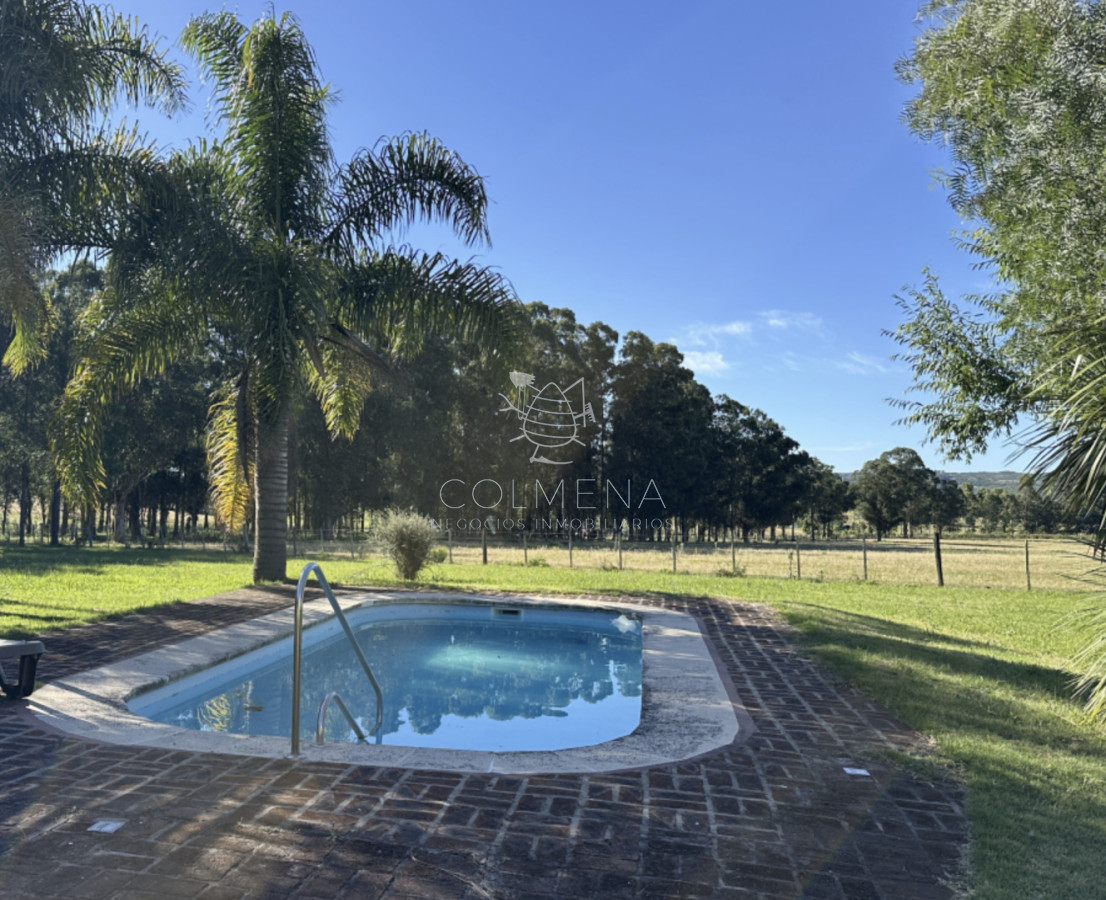 Chacra con Buena Casa cuenta con piscina cerca de Pueblo Eden.
