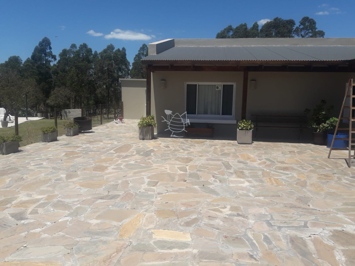 Campo por ruta 12 con muy buena casa - GoPunta - Portal Inmobiliario de Punta del Este - Maldonado