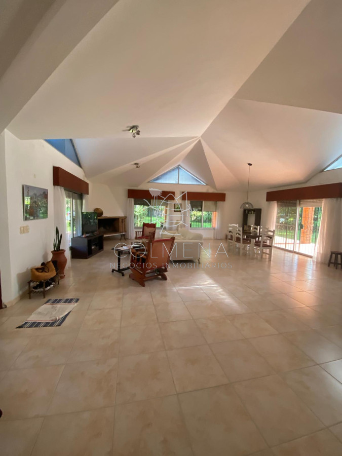 Campo con casa excelente   ubicación cerca de Punta del este y San Carlos - GoPunta - Portal Inmobiliario de Punta del Este - Maldonado