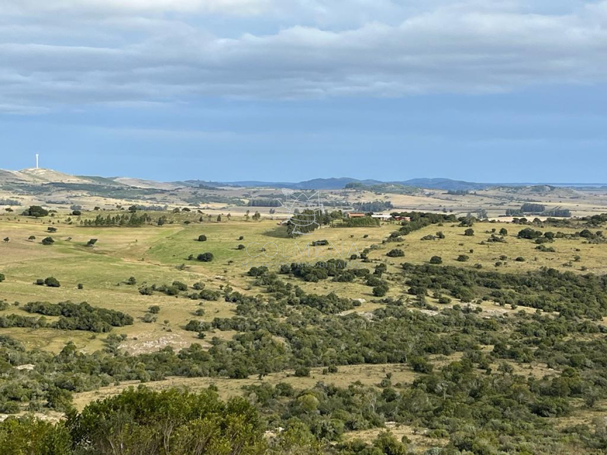 Campo 95 has cerca de Pueblo Eden con excelentes vistas - GoPunta - Portal Inmobiliario de Punta del Este - Maldonado