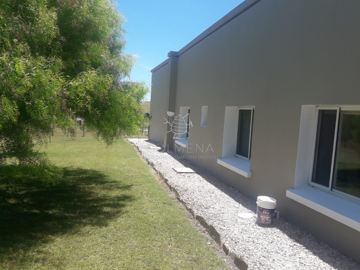Campo por ruta 12 con muy buena casa - GoPunta - Portal Inmobiliario de Punta del Este - Maldonado