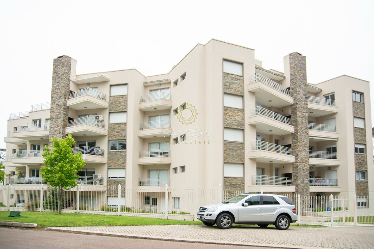 Apartamento ID.64399 - Apartamento de un dormitorio y medio con parrillero propio en venta Punta del Este 