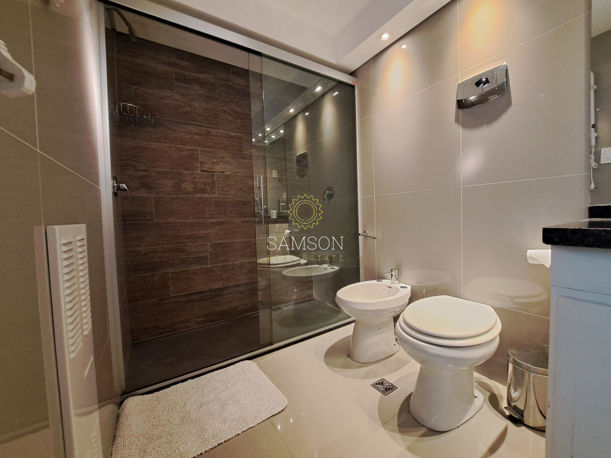 Apartamento ID.66826 - Apartamento en primera linea del mar en venta Pinares del Este Punta del Este.
