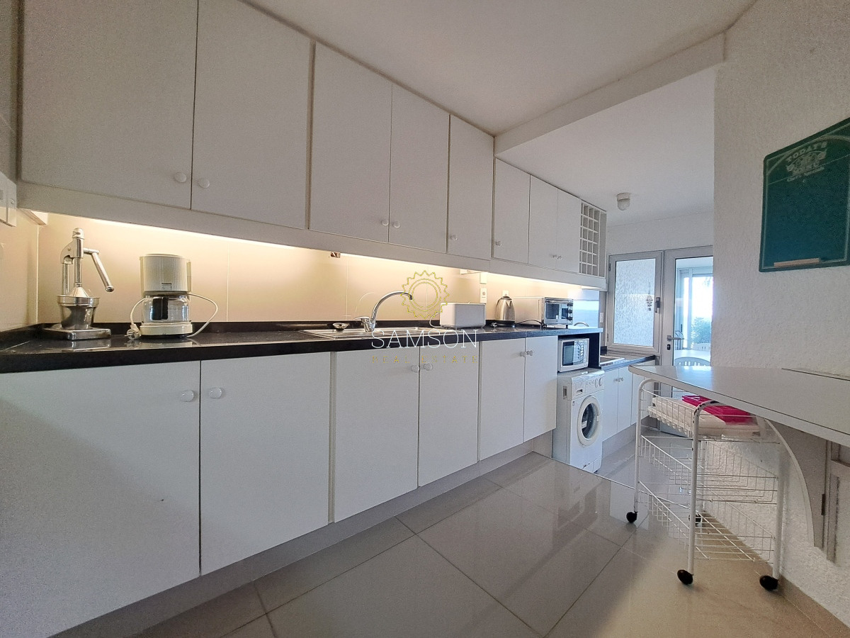 Apartamento ID.66826 - Apartamento en primera linea del mar en venta Pinares del Este Punta del Este.