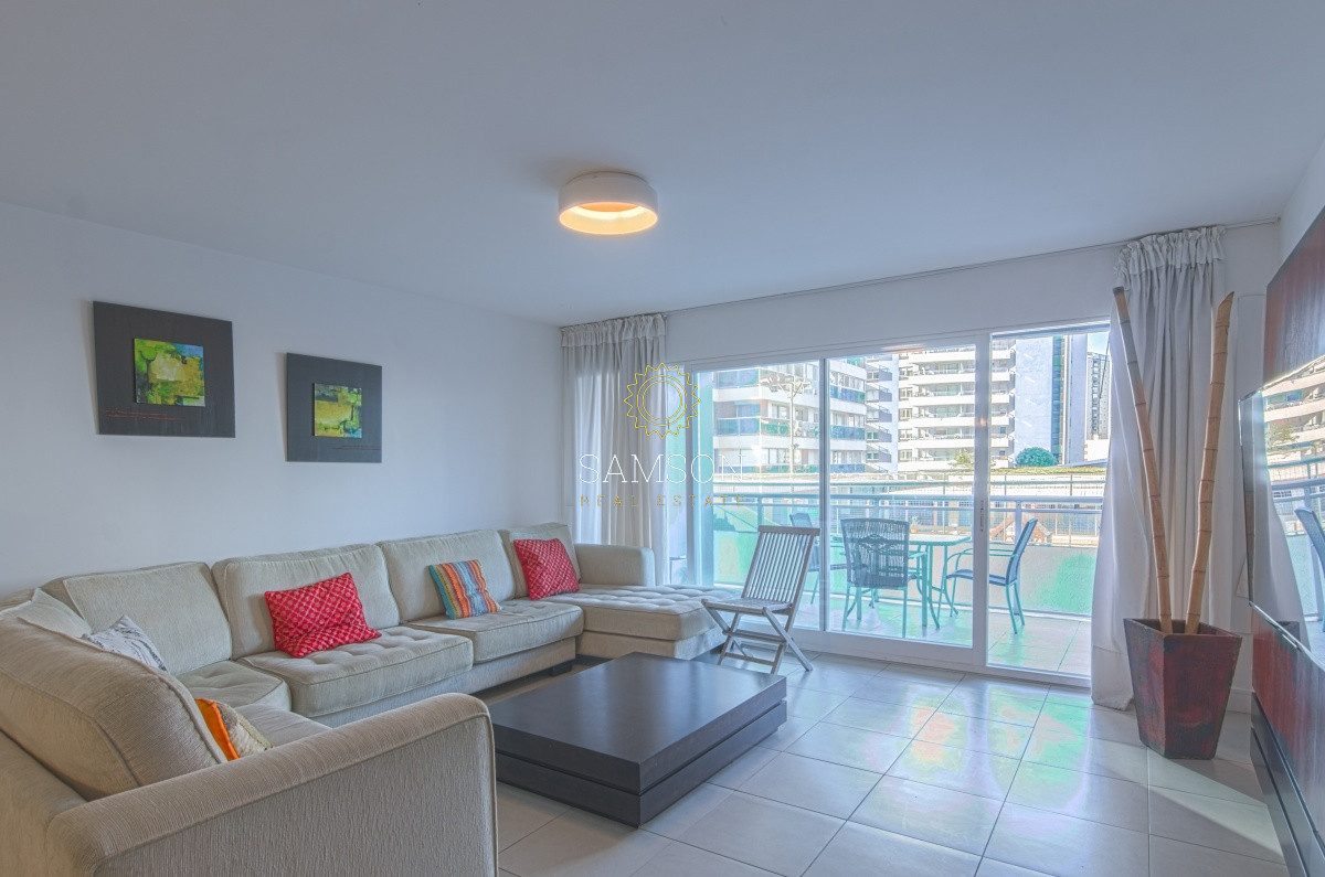 Apartamento ID.55740 - VENTA MANHATTAN 3 DORMITORIOS CON PARRILLERO PROPIO PLAYA BRAVA PUNTA DEL ESTE