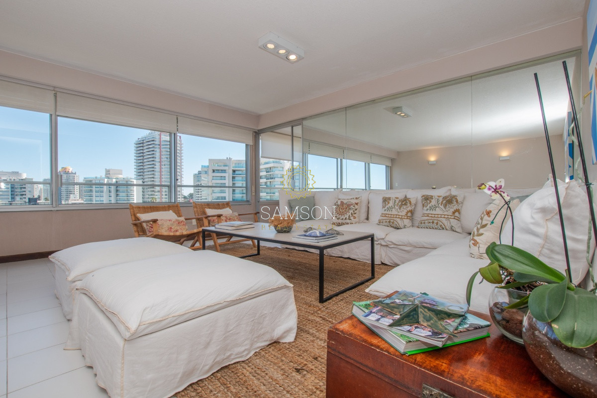 Apartamento ID.37076 - VENTA APARTAMENTO DE 3 DORMITORIOS, TIBURÓN II, PLAYA BRAVA, PUNTA DEL ESTE