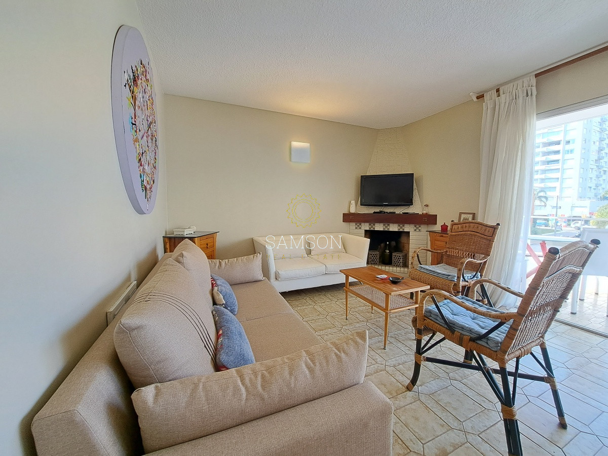 Apartamento ID.37681 - Venta apartamento 2 dormitorios y 2 baños reciclado en Peninsula