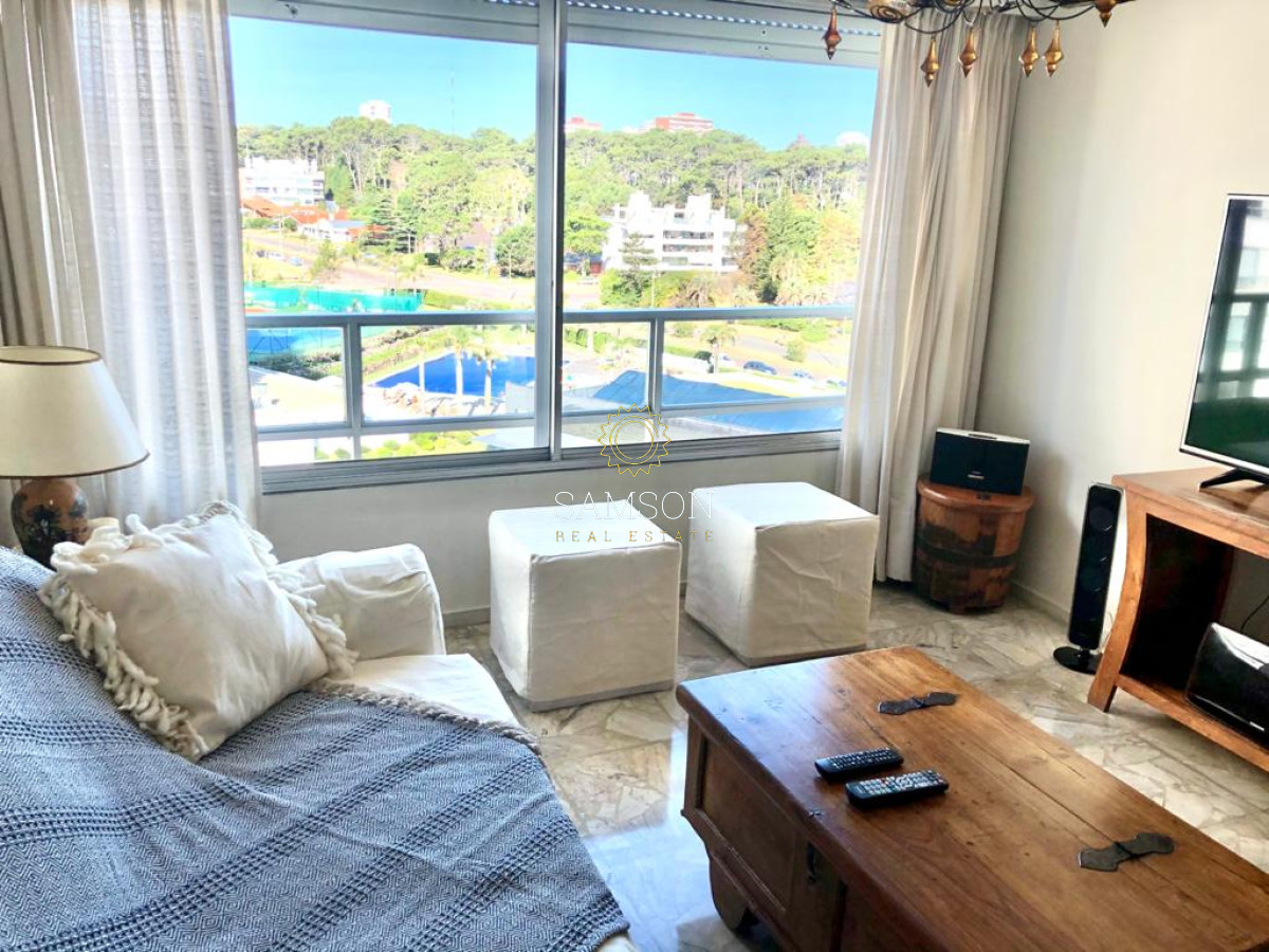 Apartamento ID.32043 - APARTAMENTO 2 DORMITORIOS Y MEDIO EDIFICIO FRENTE AL MAR PLAYA MANSA
