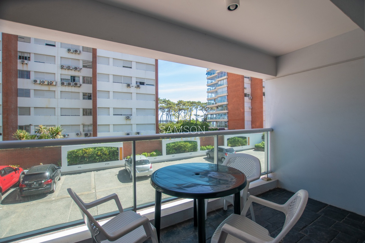 Apartamento ID.33427 - Apartamento en Venta de 1 dormitorio, Playa Mansa Punta del Este